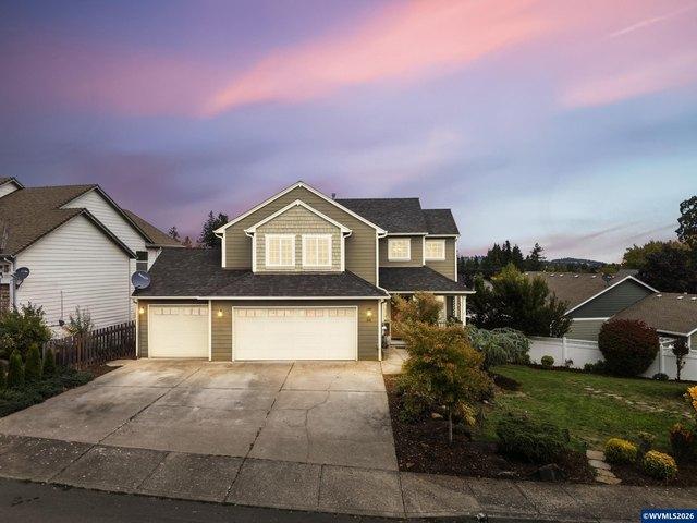 House for sale in Silverton, Marion County