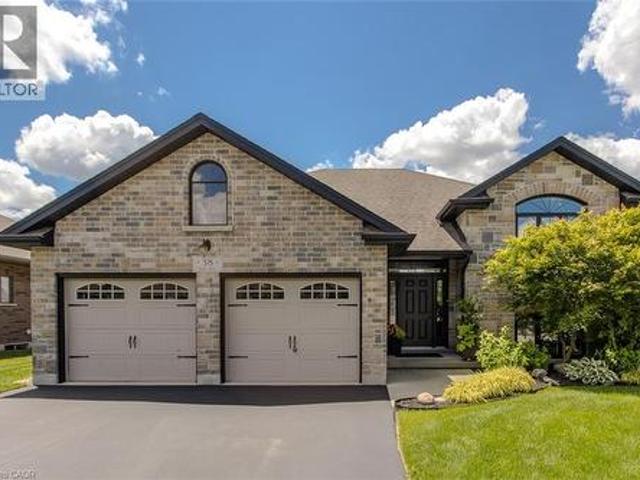 House for sale in Waterford, Ontario