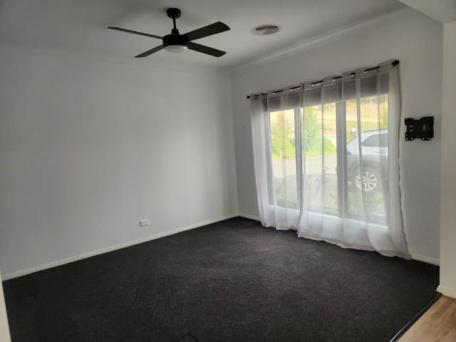 House for rent in Guildford, Victoria