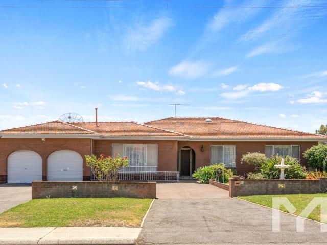 House for sale in Hamilton Hill, Western Australia