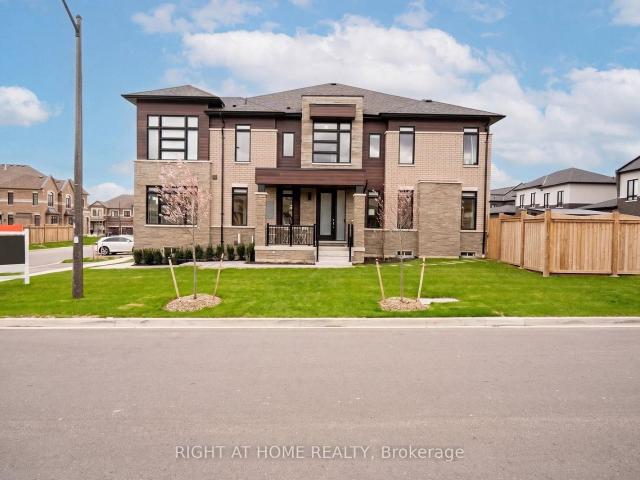Townhouse for sale in Woburn, Ontario