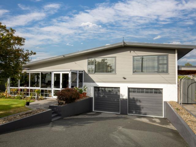 House for sale in Otakou