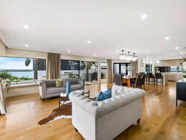 House for sale in Howick