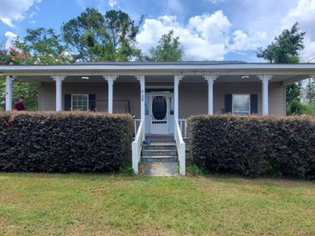House for sale in Lyons, Georgia