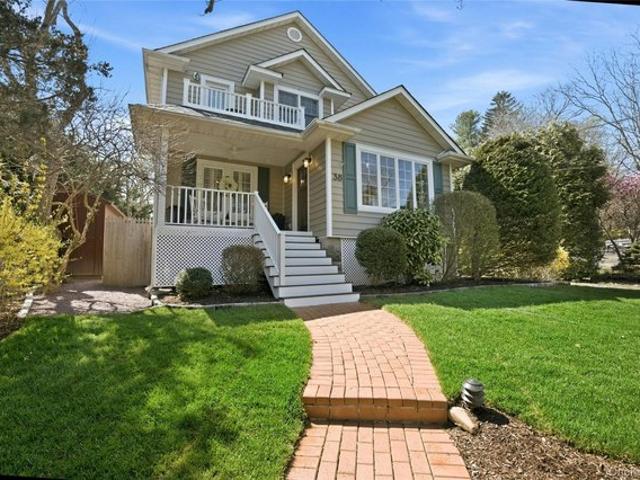 House for sale in Huntington, New York