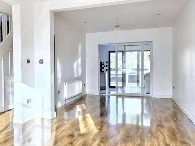 House for rent in London Borough of Ealing, Greater London