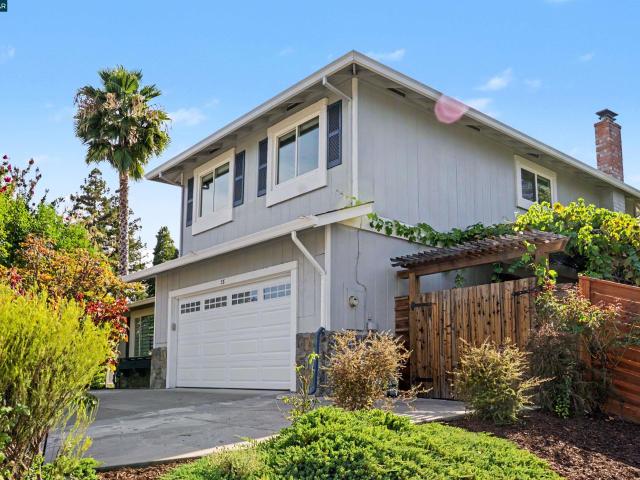 House for sale in Pleasant Hill, California