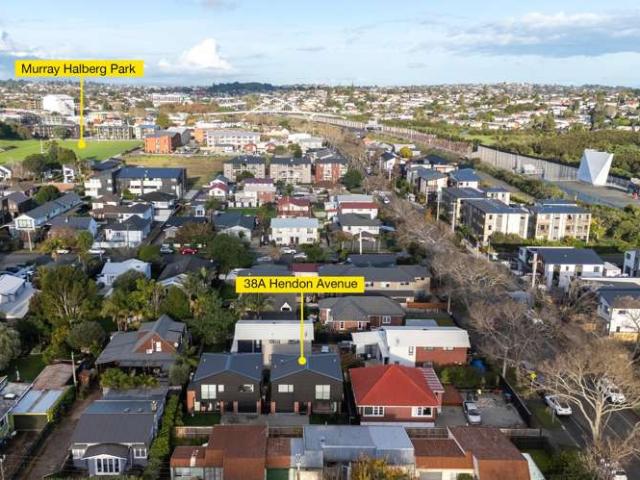 Townhouse for sale in Balmoral