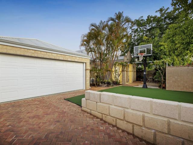 House for sale in Mount Claremont, Western Australia