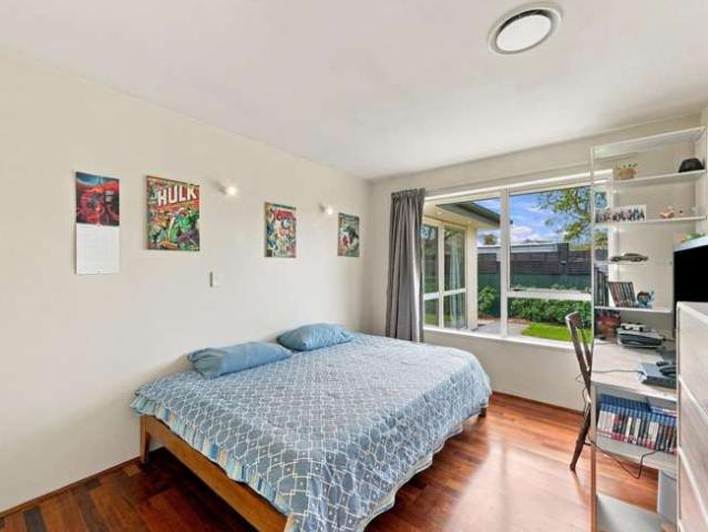 House for sale in Saint Albans, Canterbury