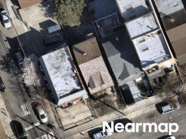 House for sale in Queens, Arverne