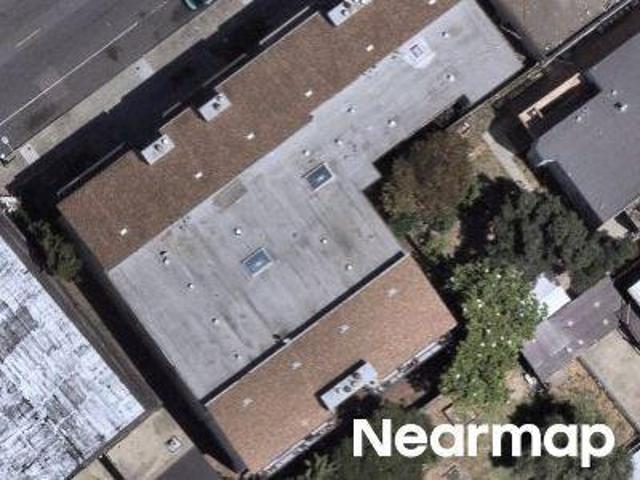 Condo for sale in Oakland, California