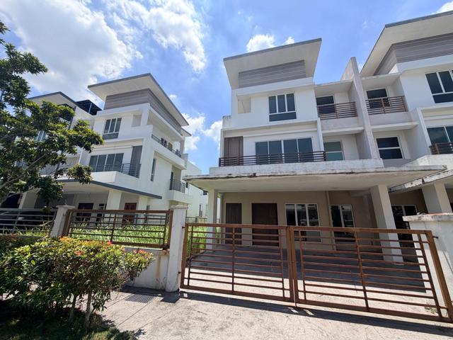 Residential House for sale in Selayang, Selangor