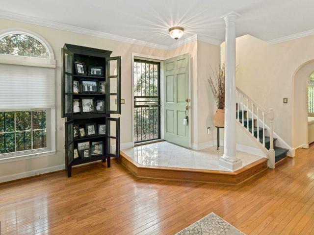 Townhouse for rent in Alexandria