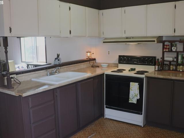 House for sale in Eugene