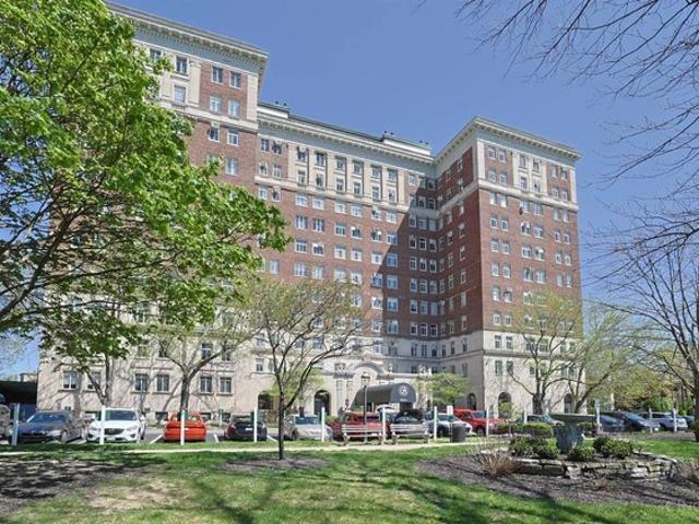 Condo for sale in Roselawn, Ohio