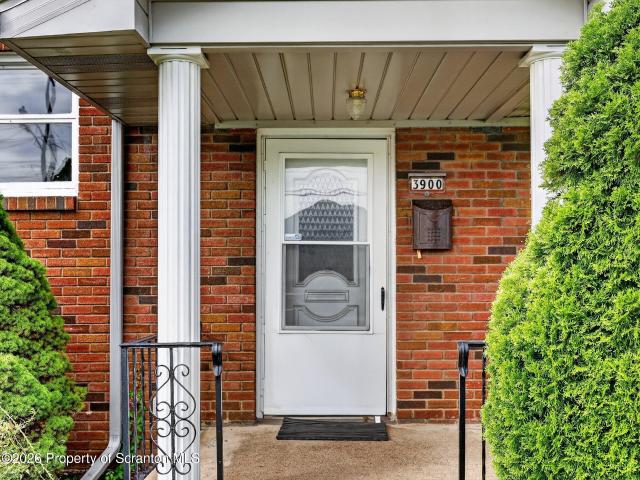 House for sale in Greenwood, Moosic