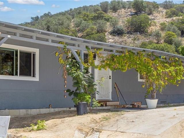 House for sale in Fallbrook, California