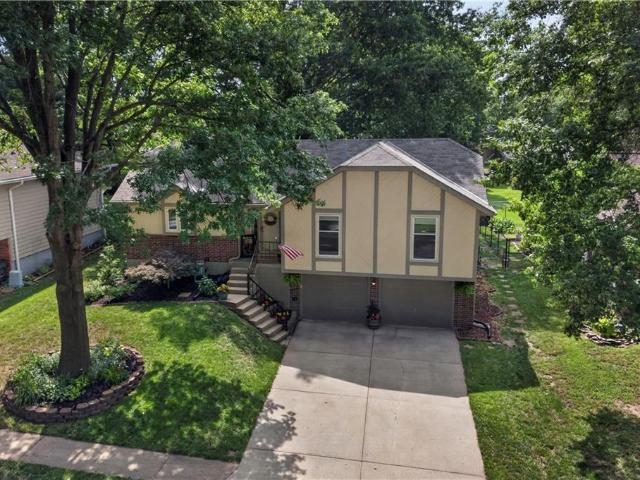 House for sale in Blue Springs, Missouri