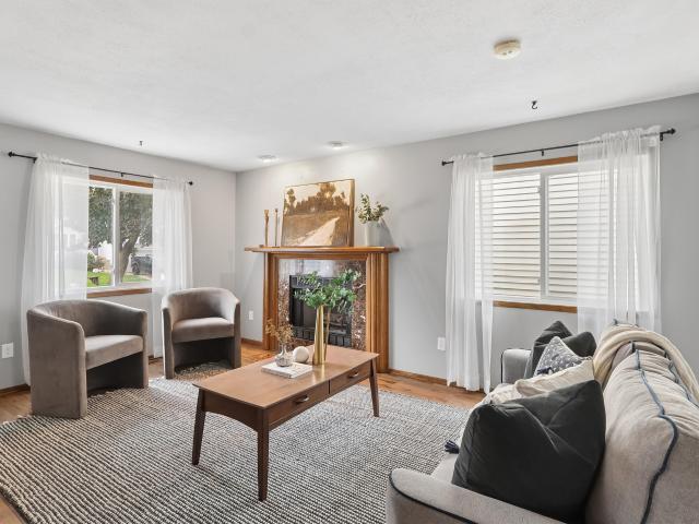 House for sale in Sunflower, Urbandale