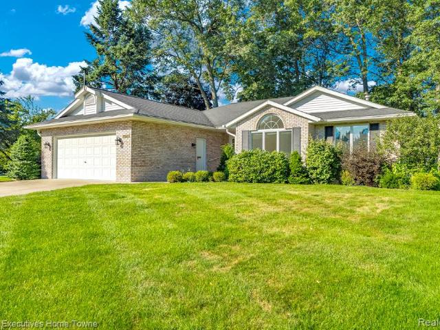 Condo for sale in Port Huron