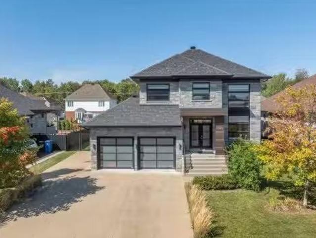 House for sale in Longueuil, Quebec