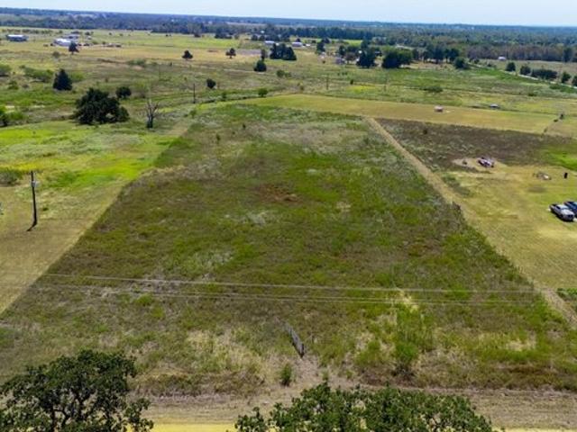 Land for sale in Cameron, Milam County