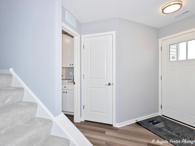 Townhouse for sale in Mchenry, Illinois