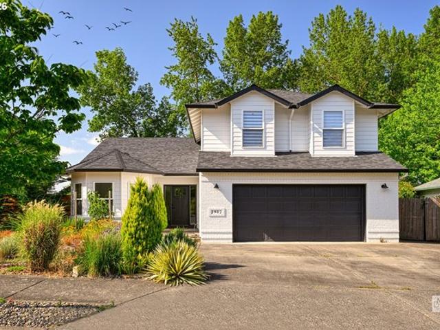 House for sale in Oregonia