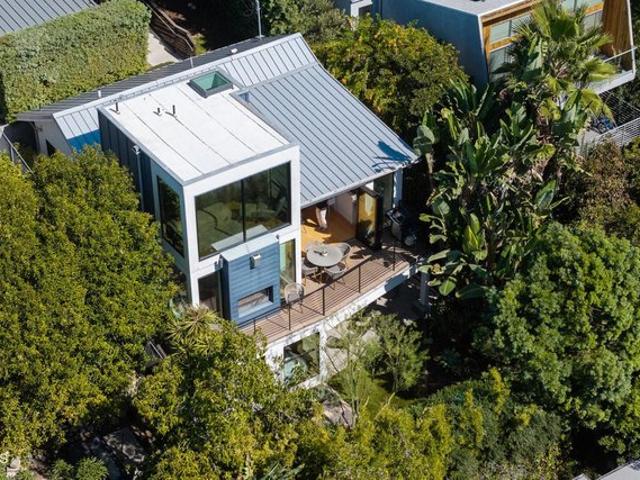 House for sale in Los Angeles, Los Angeles County