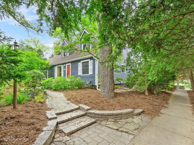 House for sale in Downers Grove, Illinois