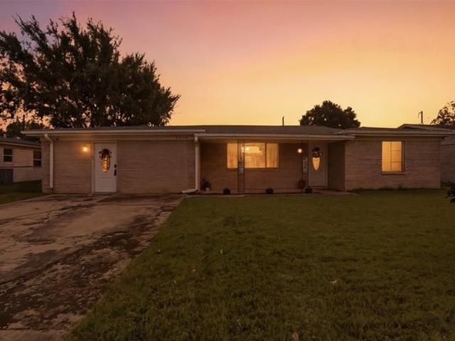 House for sale in Lake Worth, Texas