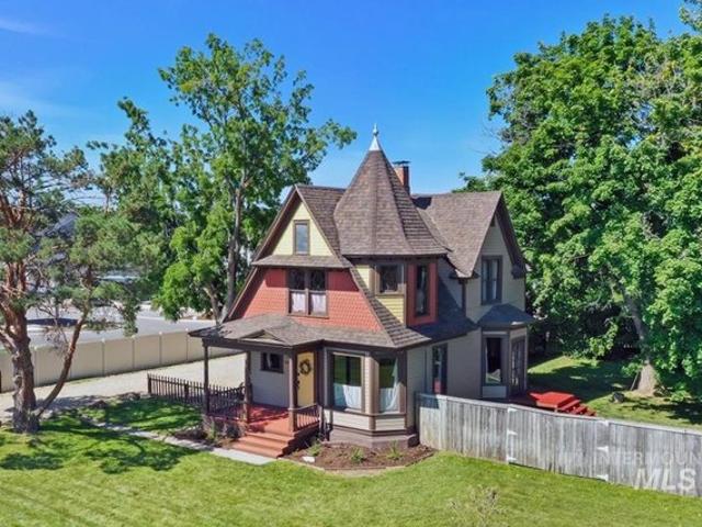 House for sale in Caldwell, Idaho