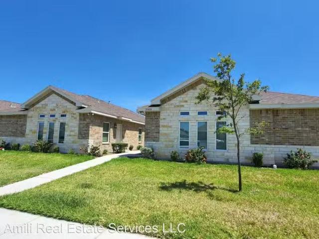 Condo for rent in Edinburg
