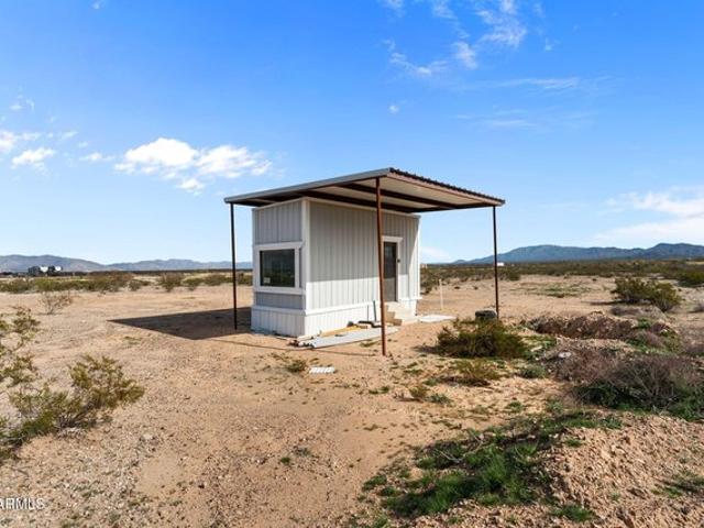 House for sale in Salome, Arizona