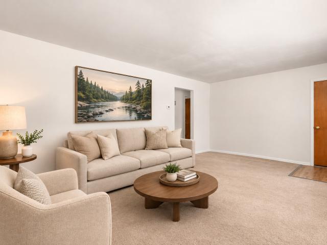 House for sale in Mchenry, Illinois