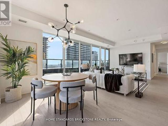 Condo for sale in Toronto Centre, Toronto