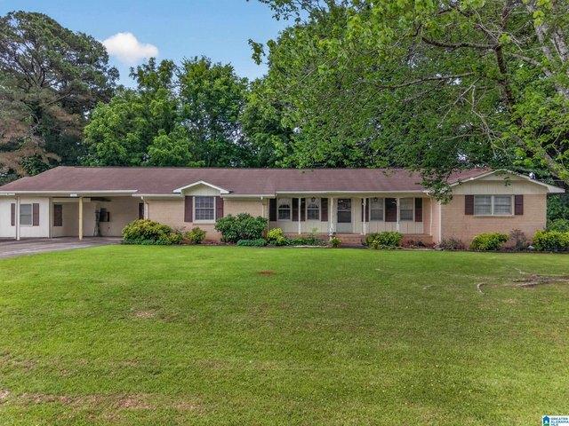 House for sale in Anniston, Alabama