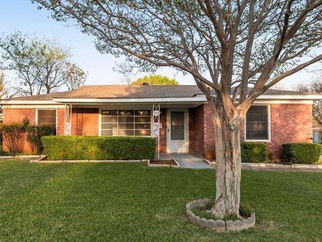 House for sale in Lake Worth, Texas