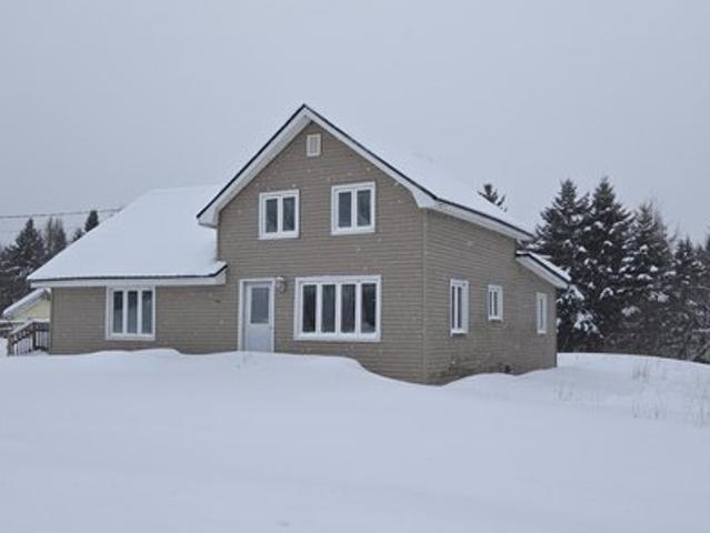 House for sale in Maine