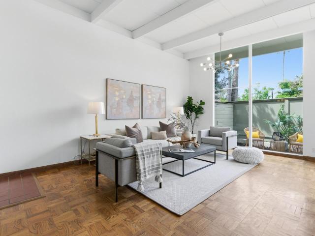Townhouse for sale in Palo Alto, California