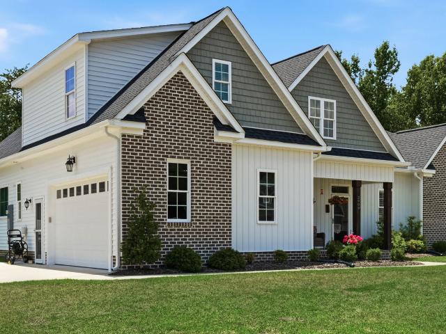 House for sale in Farmville, North Carolina