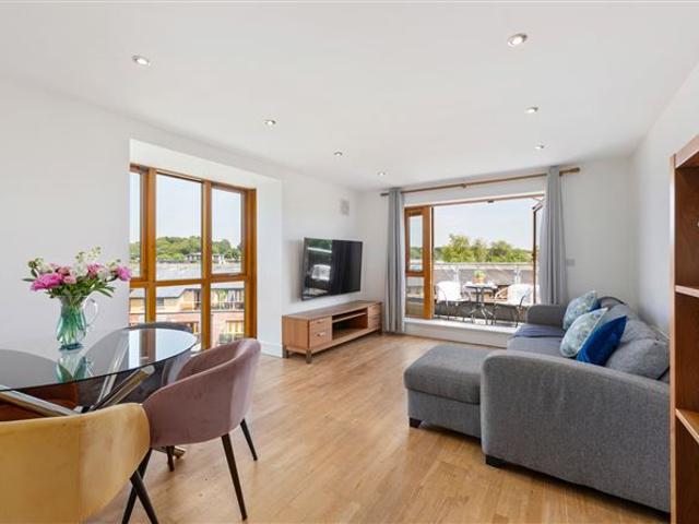 Apartment for sale in Bluebell, North Tipperary