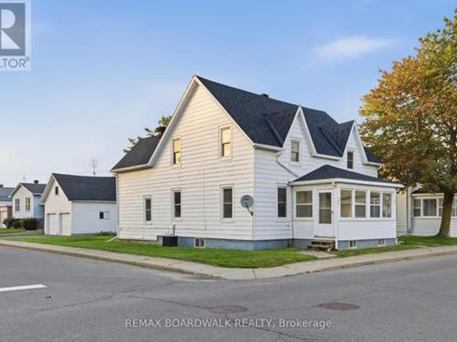 House for sale in Prescott, Ontario