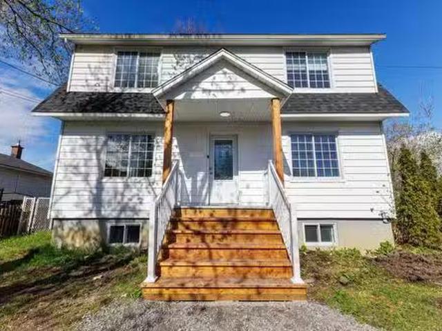 House for sale in Dorval, Quebec