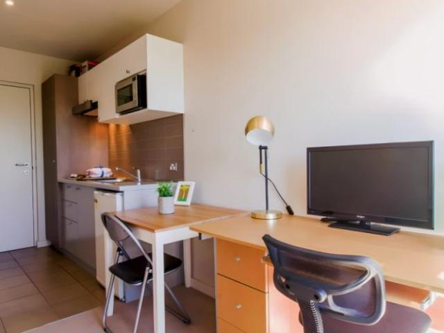 Granny Flat for rent in Camerons Creek, Victoria