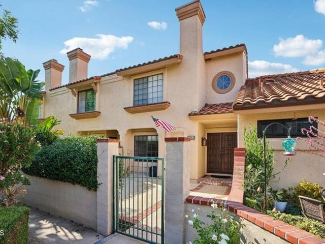 Townhouse for sale in Simi Valley, California