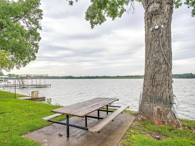 House for sale in Azle, Tarrant County