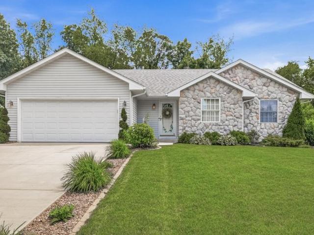 House for sale in Lake Geneva, Wisconsin