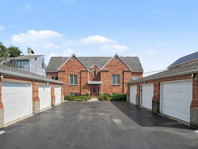 Condo for sale in Cincinnati, Hamilton County